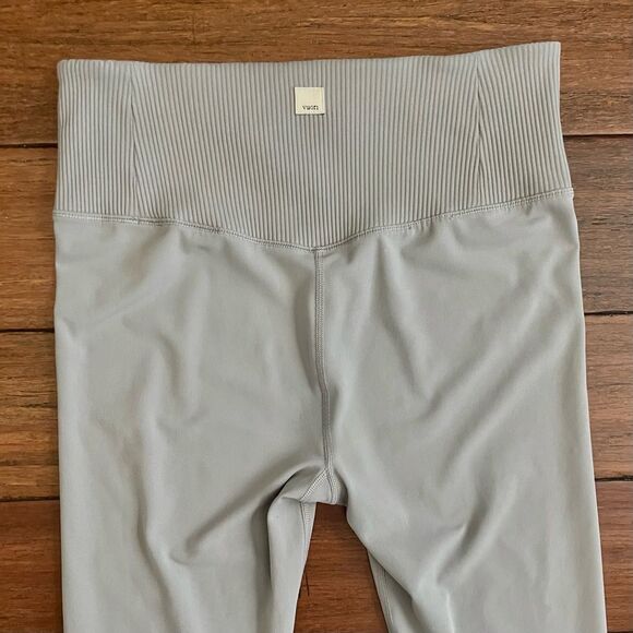 Vuori Women's Light Blue High-Waisted Ribbed Studio Leggings Soft Cloud Size L - Picture 10 of 16